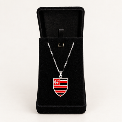 Cordão com Escudo Colorido do Flamengo + Caixinha de Brinde